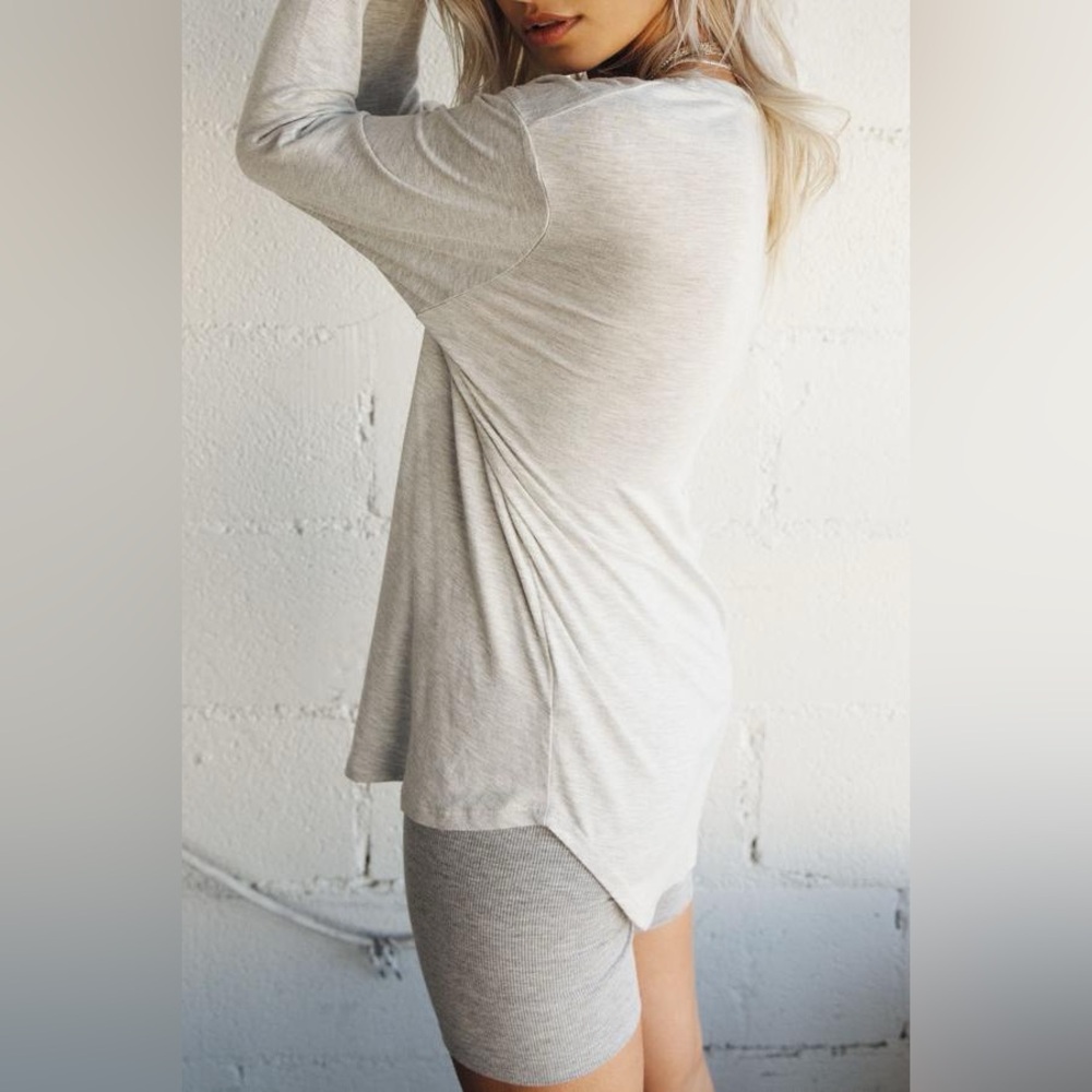 Joah Brown White Long Sleeve Size M/L - Picture 3 of 8